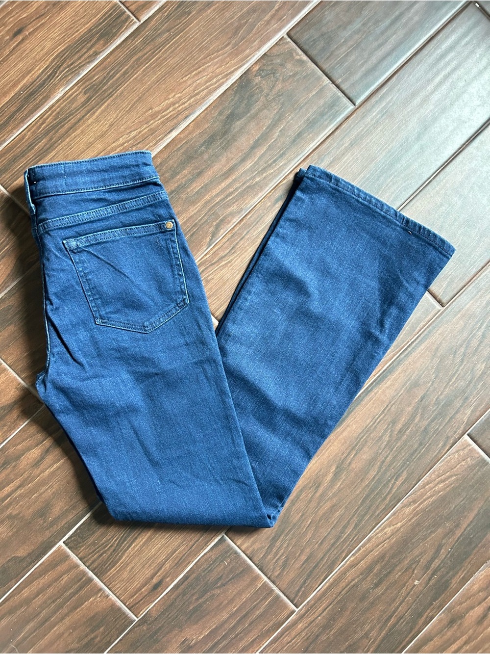 Pilcro The‎ Icon Low Rise Flare jeans  Sz 29 NWOT A1-12